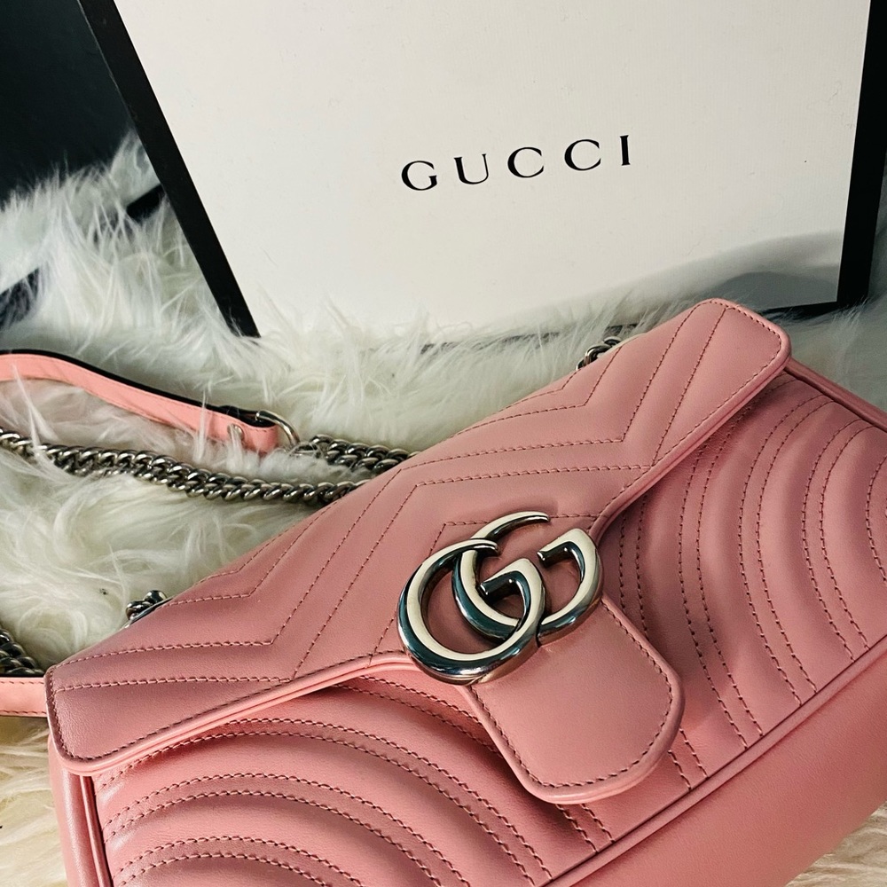 AUTHENTIC Gucci Marmont Bag